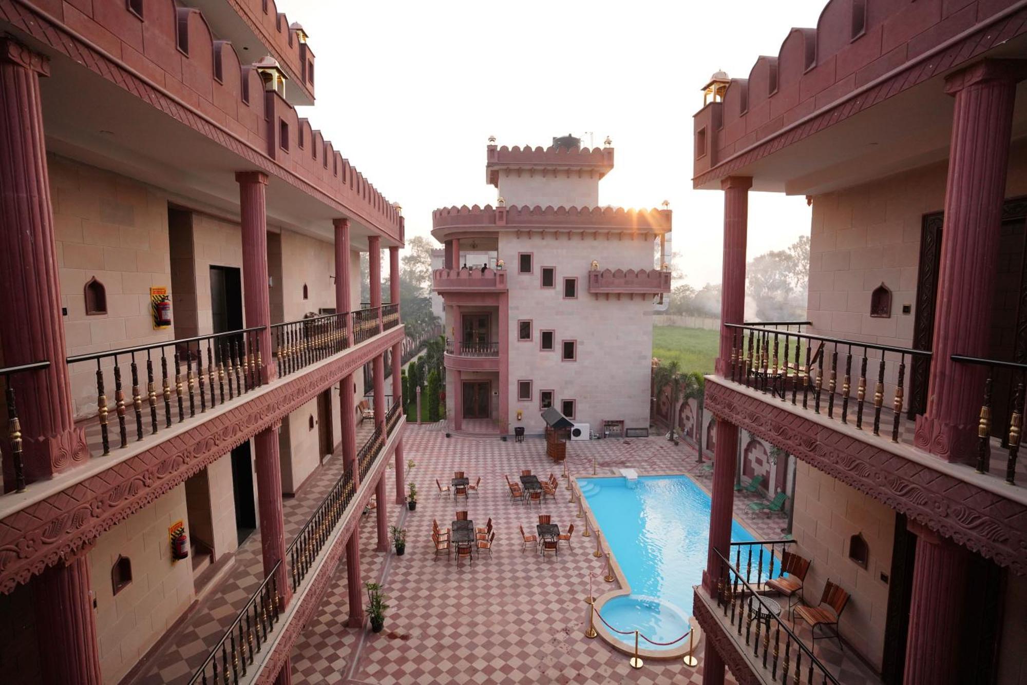 The Fort Морадабад Екстериор снимка